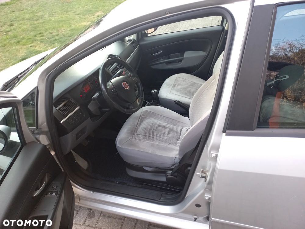 Fiat Linea 1.4 T-Jet 16V Dynamic - 9