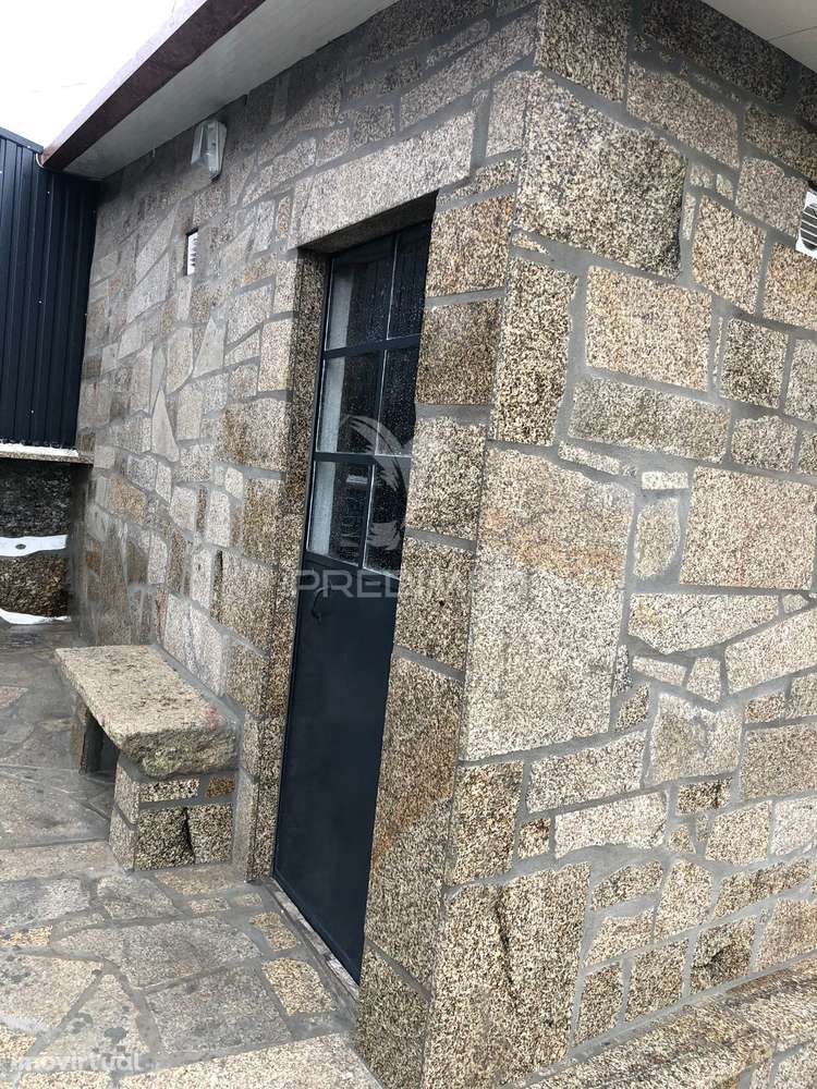 MORADIA INDIVIDUAL T2 COM TERRENO EM RENDUFINHO, POVOA LANHOSO - Grande imagem: 4/8