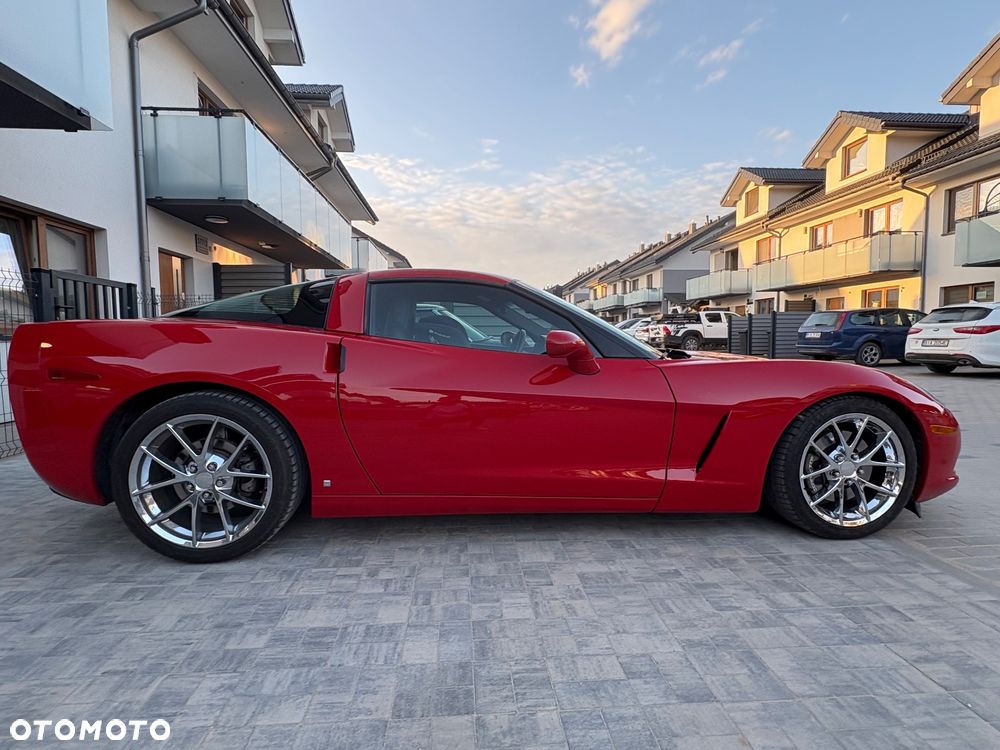 Chevrolet Corvette - 13