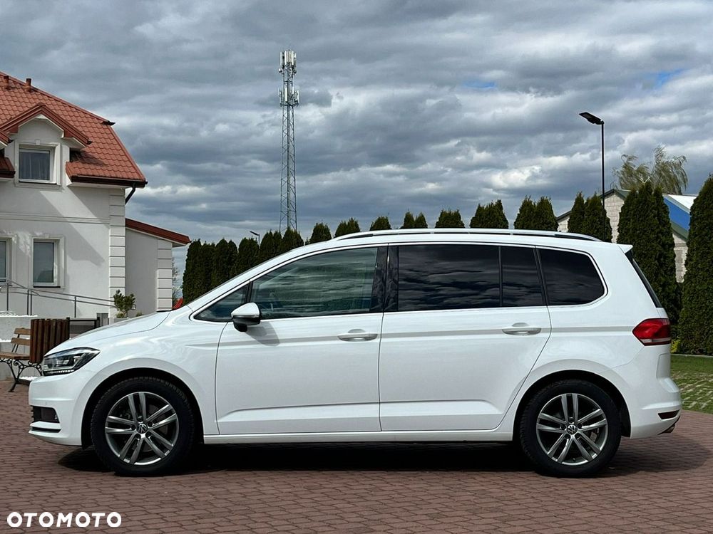 Volkswagen Touran 2.0 TDI SCR DSG Highline - 4