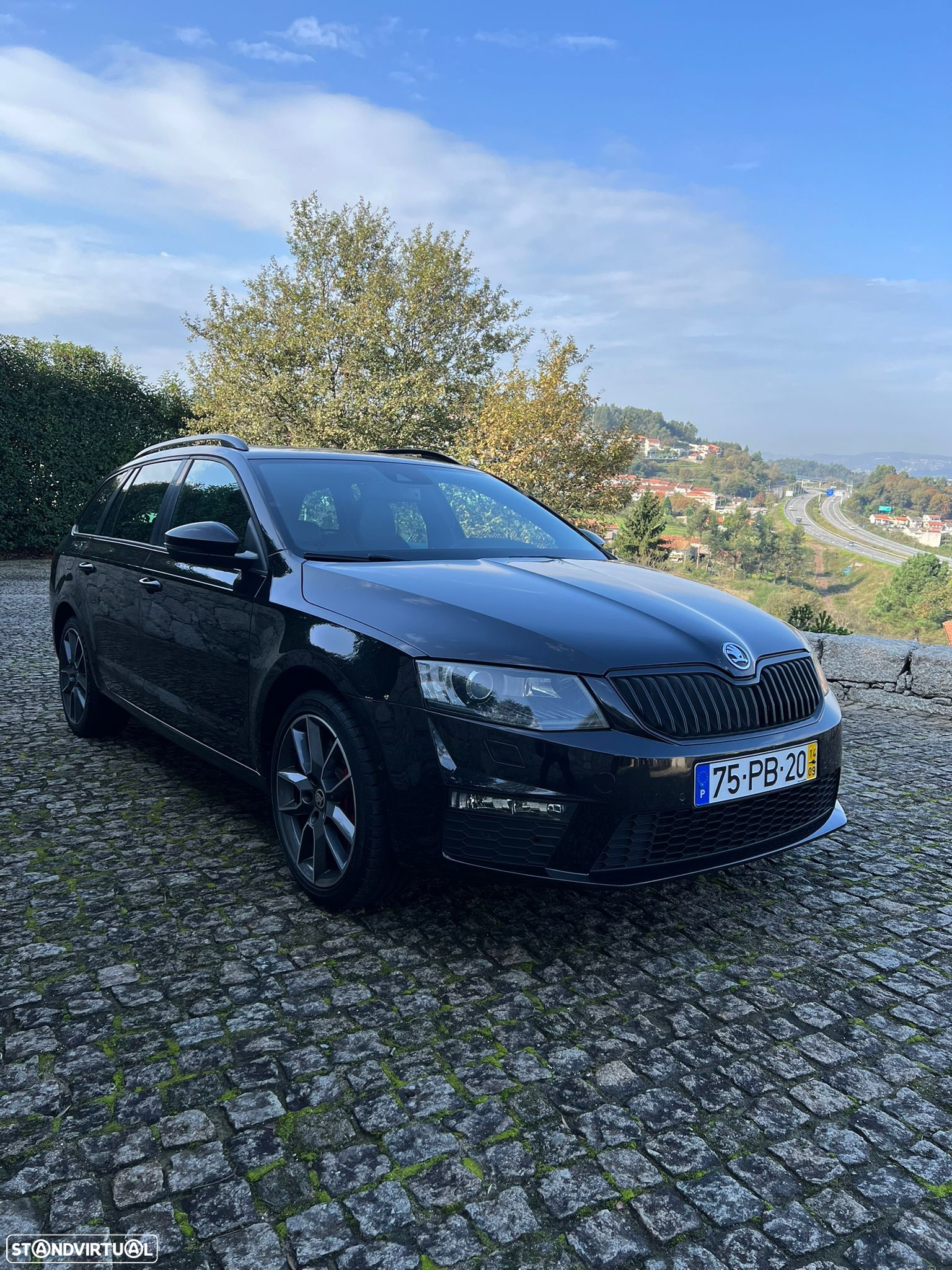 Skoda Octavia Break 2.0 TDI RS DSG - 2