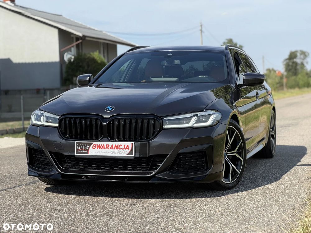 BMW Seria 5 518d M Sport - 10