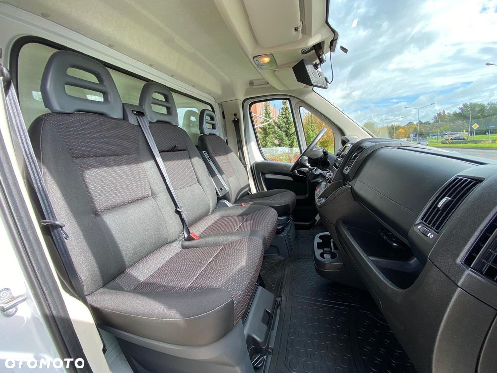 Peugeot BOXER 2,2 HDI 140 KM KONTENER 8EP WINDA PO SERWISIE - 27