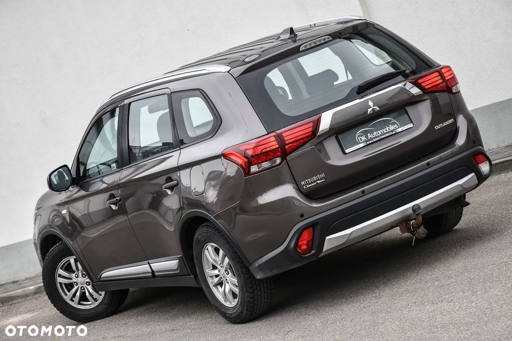 Mitsubishi Outlander 2.0 City Style 2WD - 10