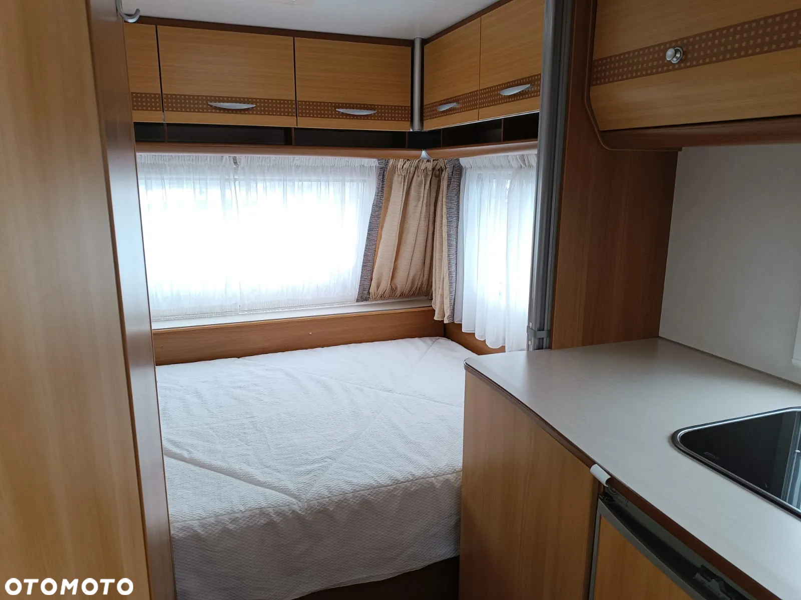 Inny CARADO HYMER - 27