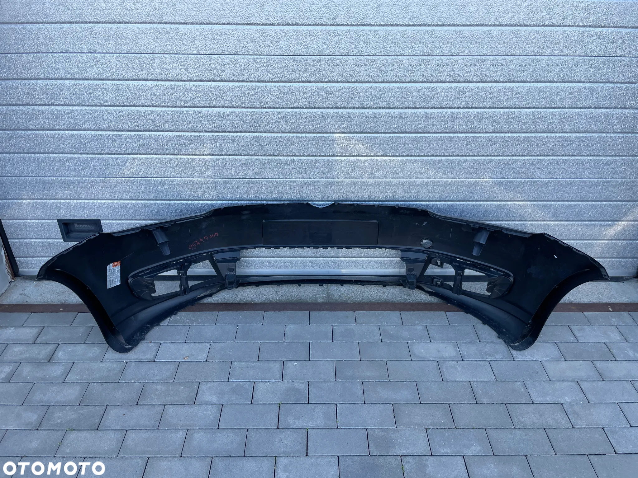 ZDERZAK PRZEDNI VW CADDY III, TOURAN II  2010-2015 - SPRYSKI - 4