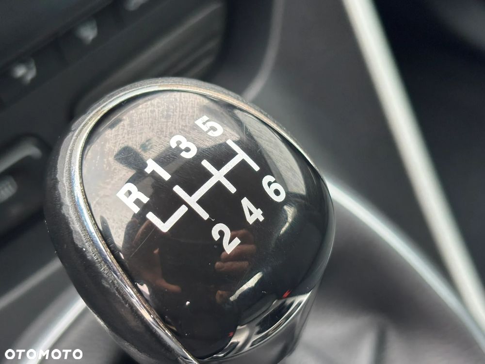 Ford Grand C-MAX 1.6 EcoBoost Start-Stop-System Titanium - 19