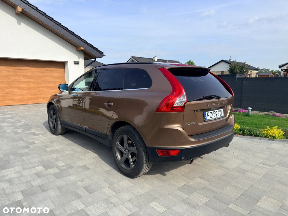 Volvo XC 60 2.4D AWD - 6