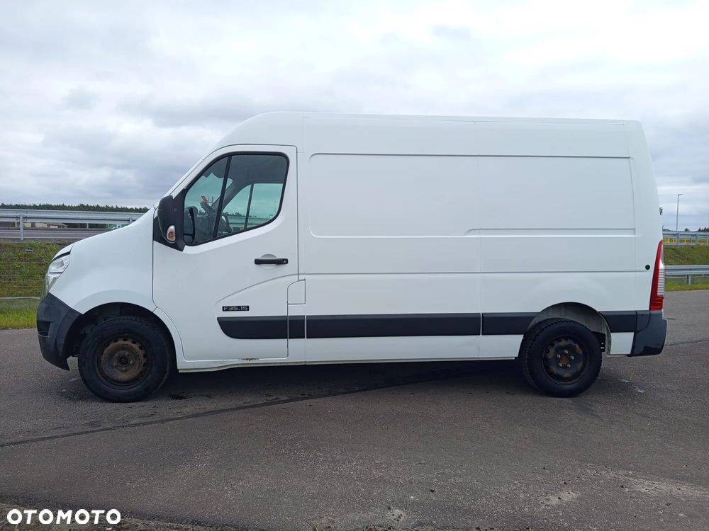 Nissan NV400 - 9