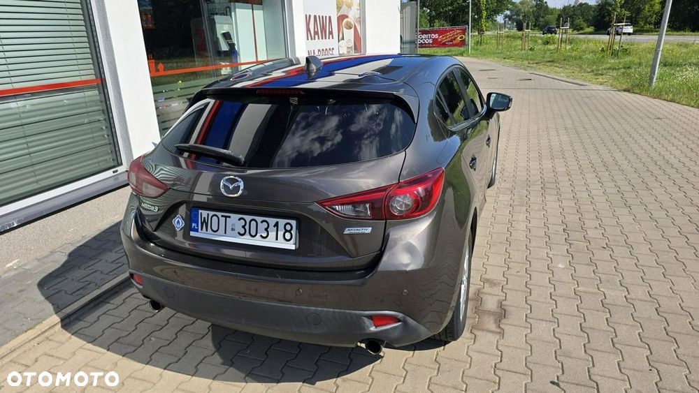 Mazda 3 - 8