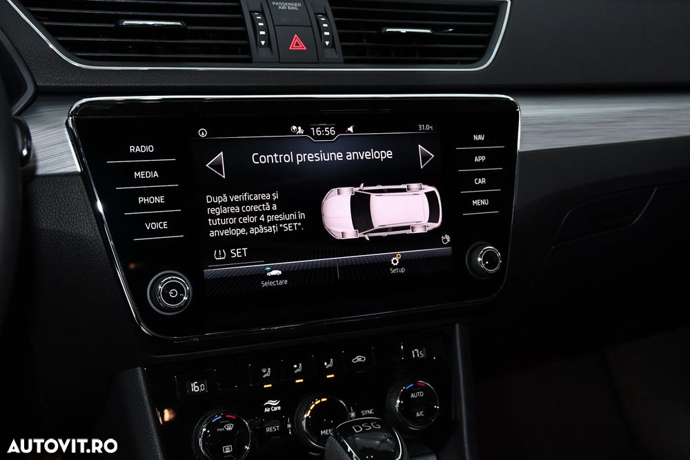 Skoda Superb 2.0 TDI DSG SportLine - 29