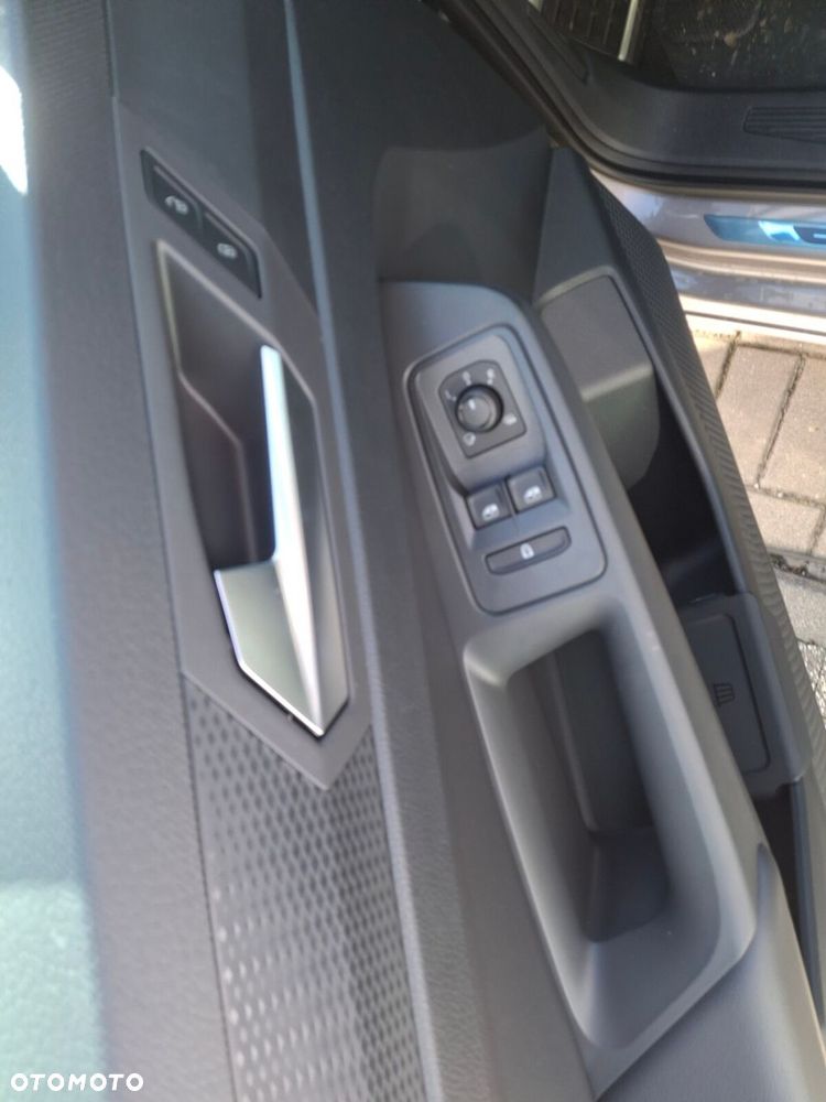 Volkswagen Caddy - 23