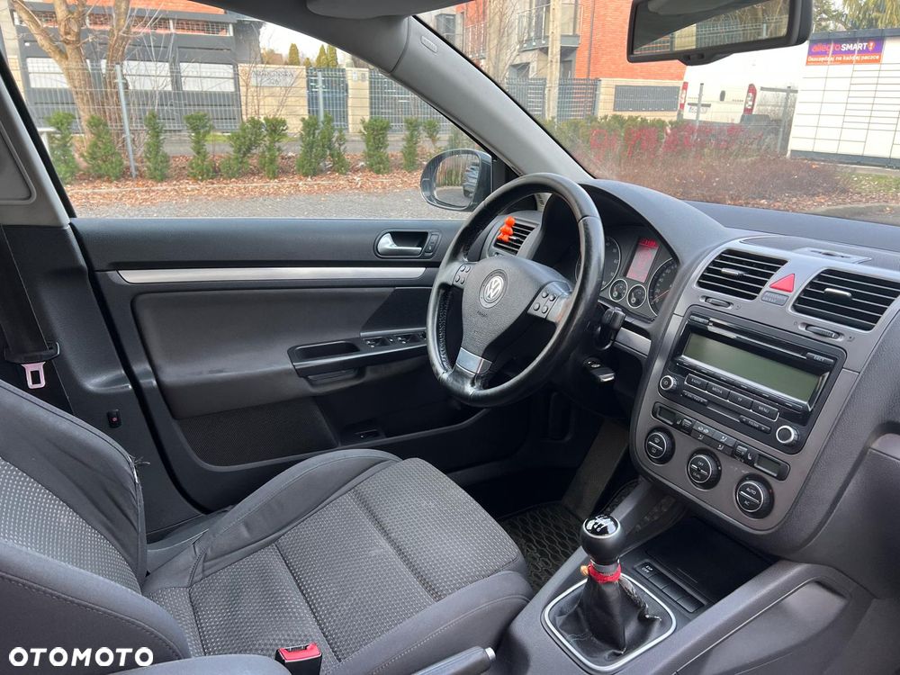 Volkswagen Jetta 2.0 Turbo FSI Sportline - 17