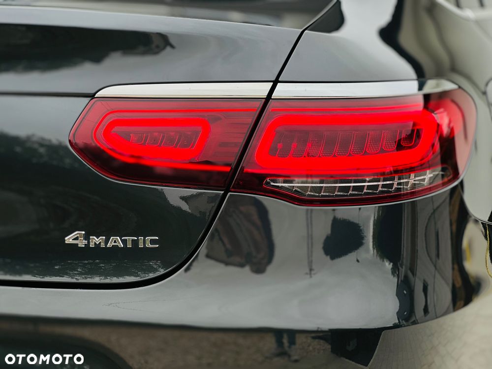 Mercedes-Benz GLC 200 4Matic 9G-TRONIC AMG Line - 10