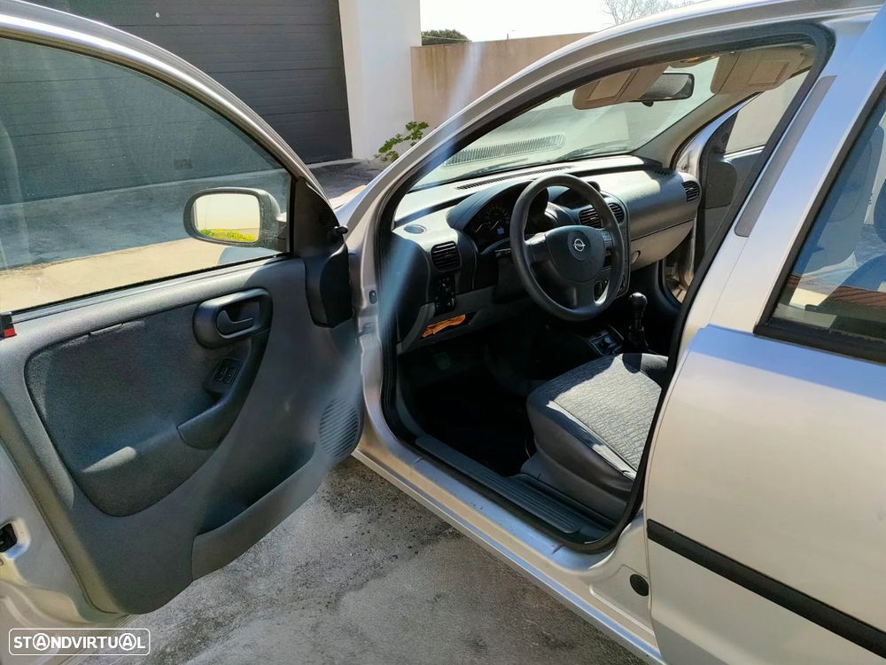 Opel Corsa 1.2 16V Confort - 10