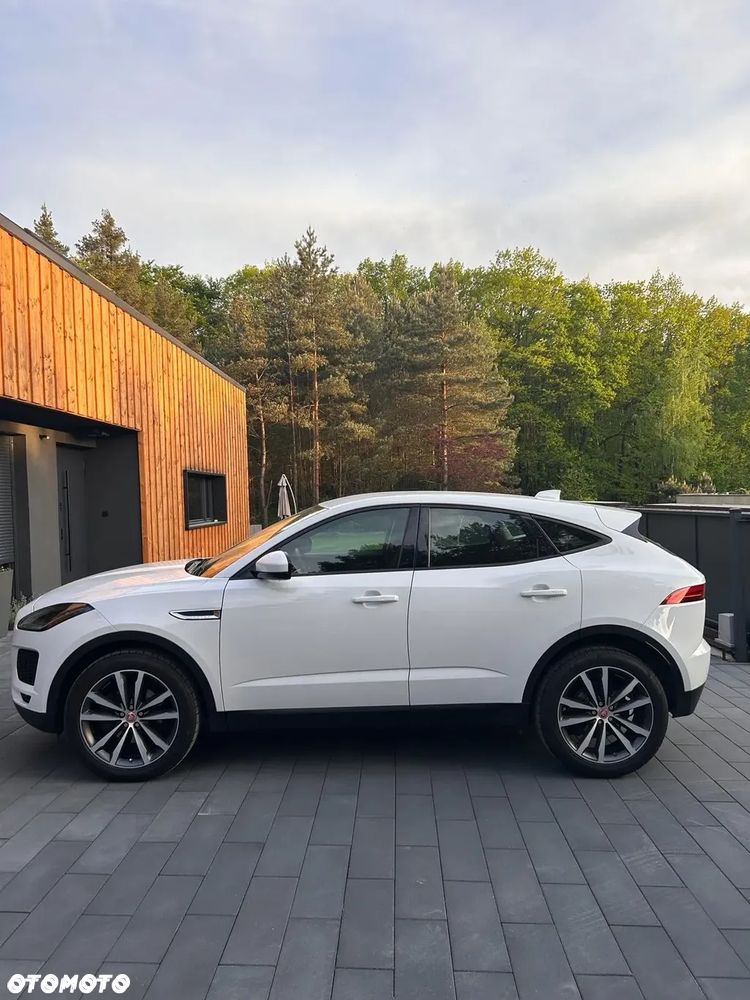 Jaguar E-Pace 2.0 i4D AWD - 9