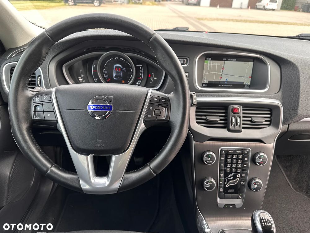 Volvo V40 - 30