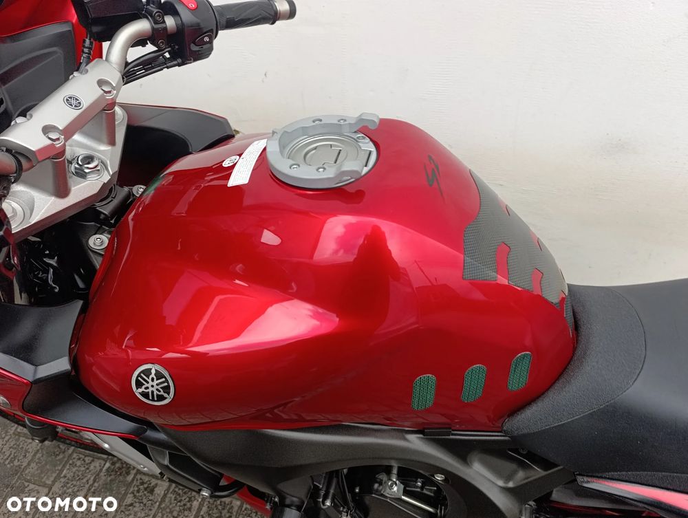 Yamaha FZ6 - 17