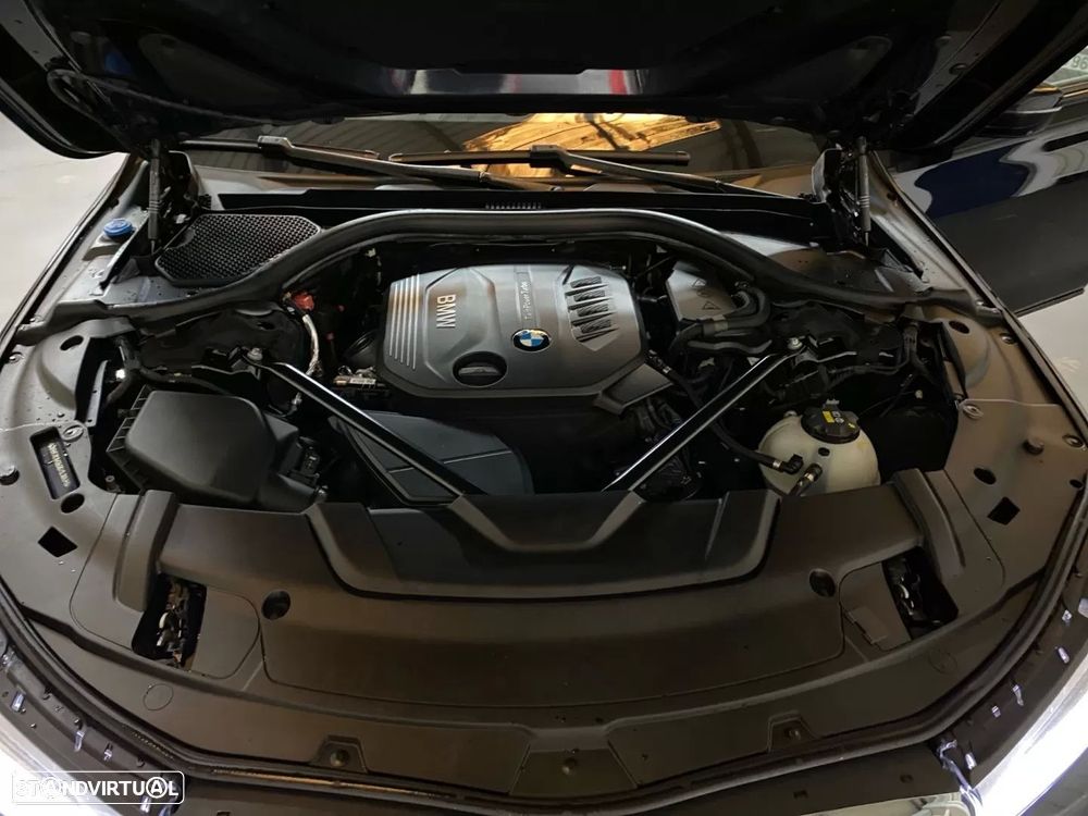 BMW 725 d Pack M - 20