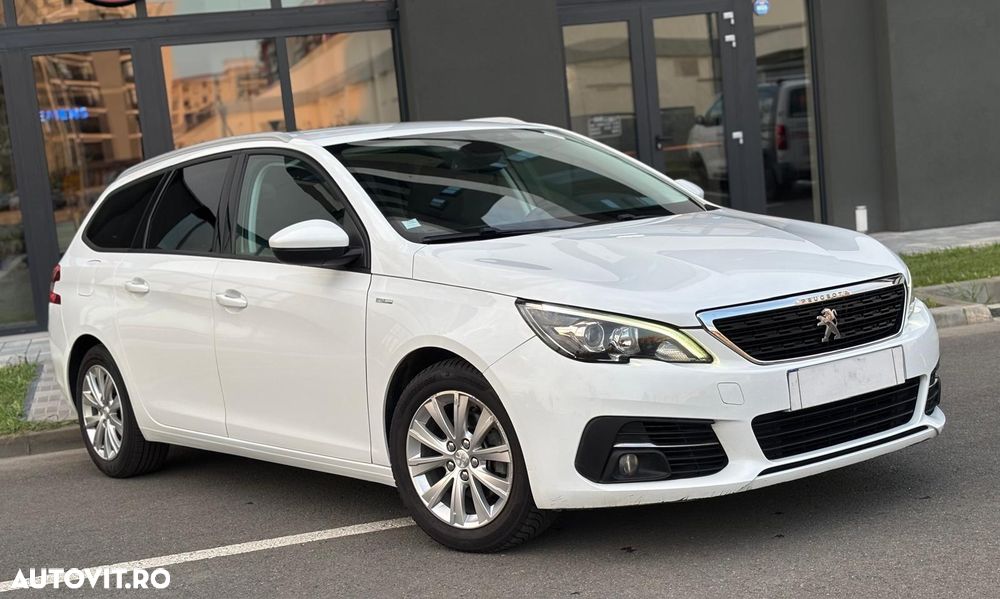 Peugeot 308 BlueHDi FAP 130 Stop & Start Style - 3