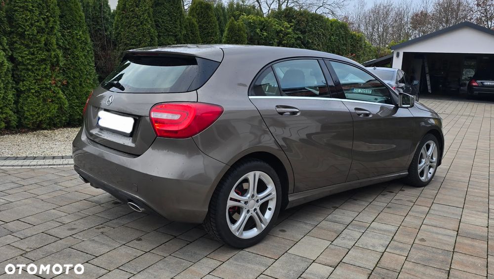 Mercedes-Benz Klasa A 180 CDI (BlueEFFICIENCY) 7G-DCT Urban - 3