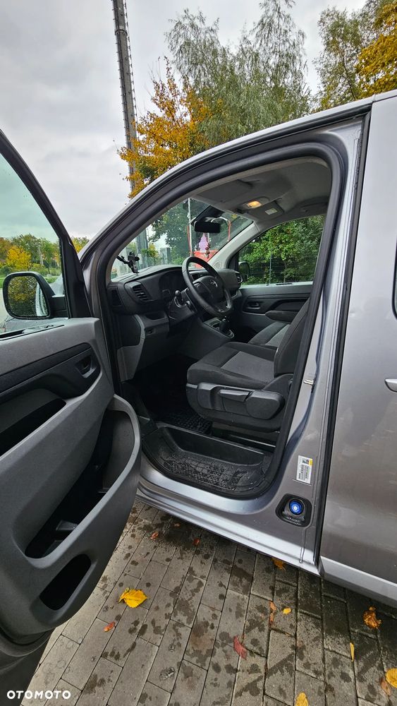 Opel Vivaro - 18