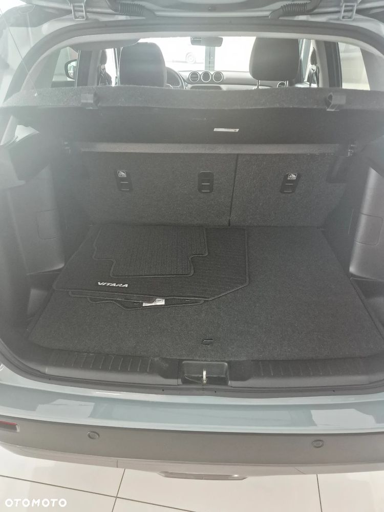 Suzuki Vitara 1.4 Boosterjet mHEV Premium Plus 2WD - 11