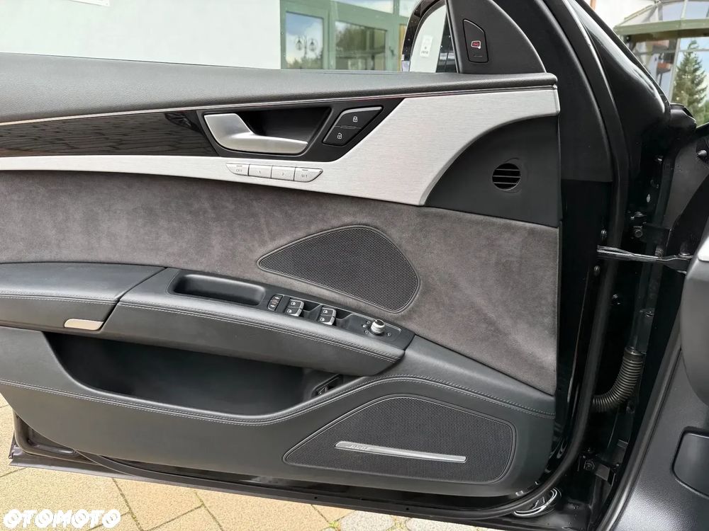 Audi A8 3.0 TDI clean diesel L Quattro - 38