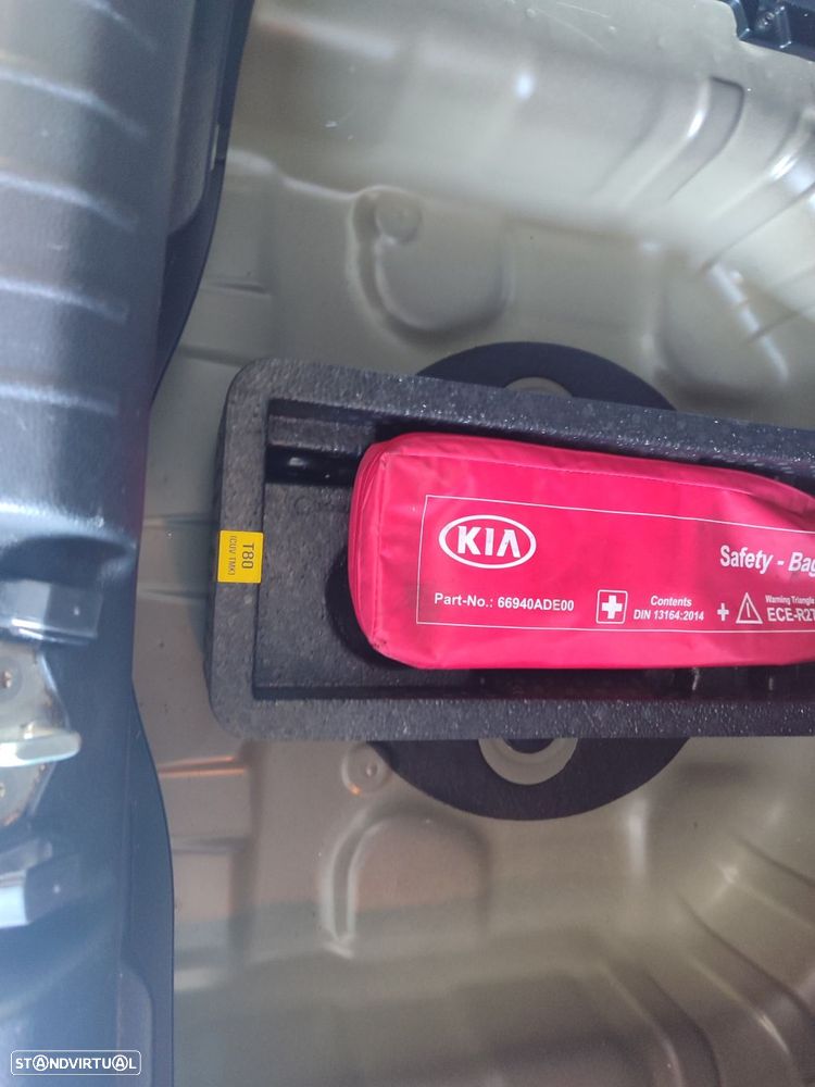 Kia Stonic 1.0 T-GDI Wave - 38