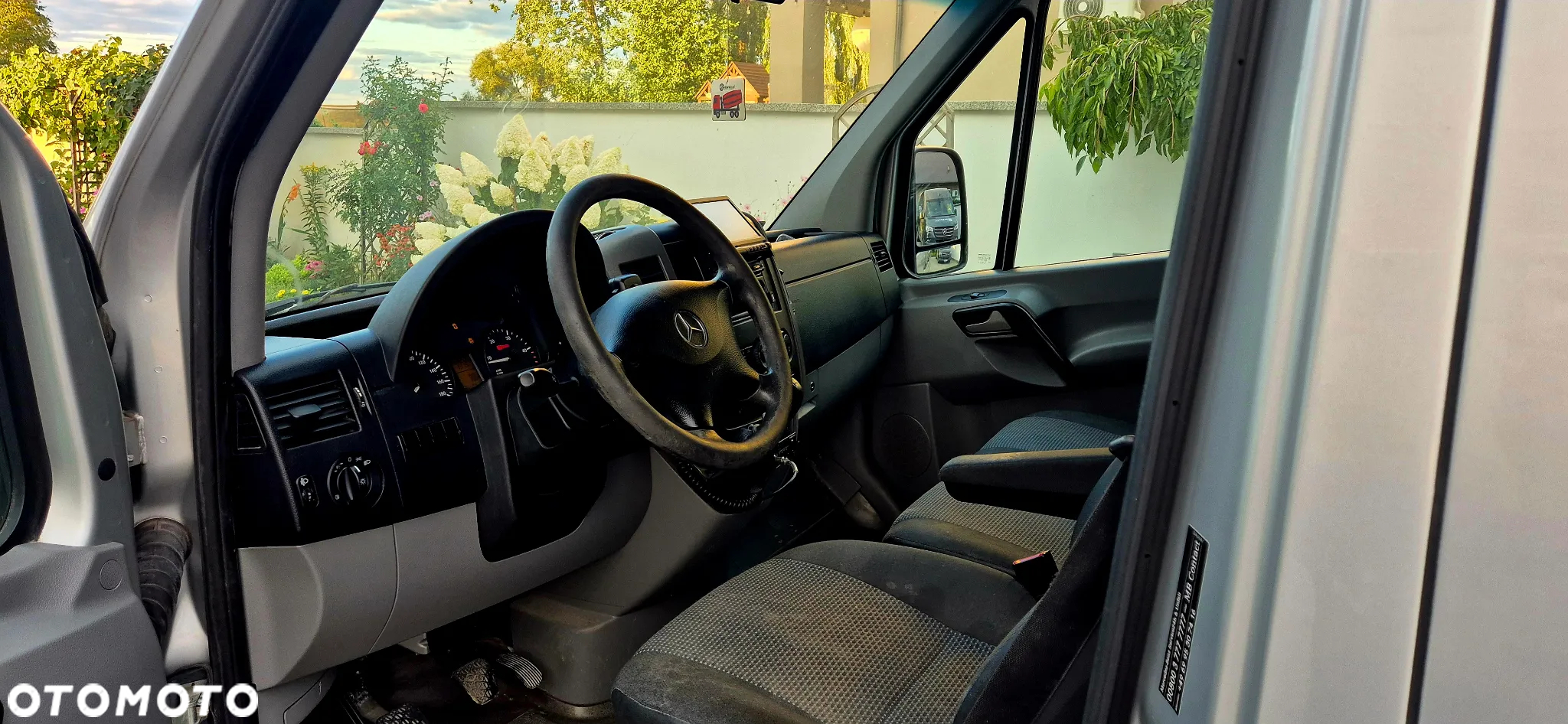 Mercedes-Benz Sprinter - 17