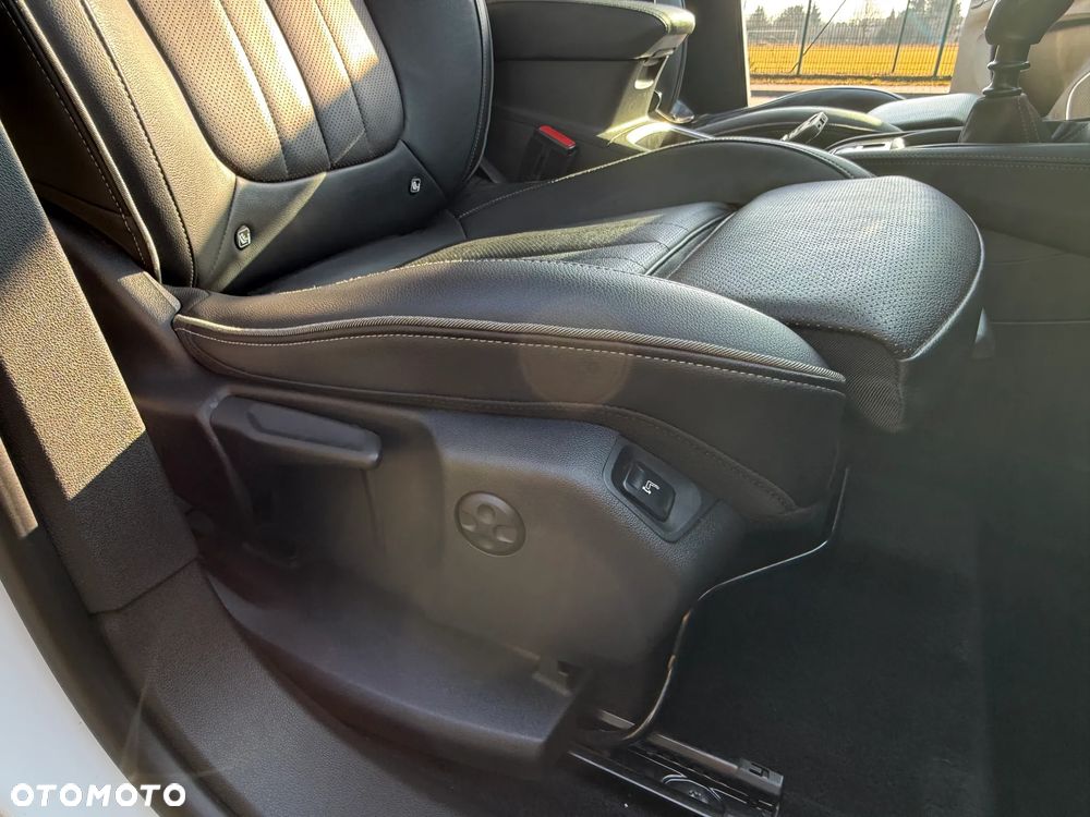 Opel Grandland X 1.2 Start/Stop Business Edition - 26