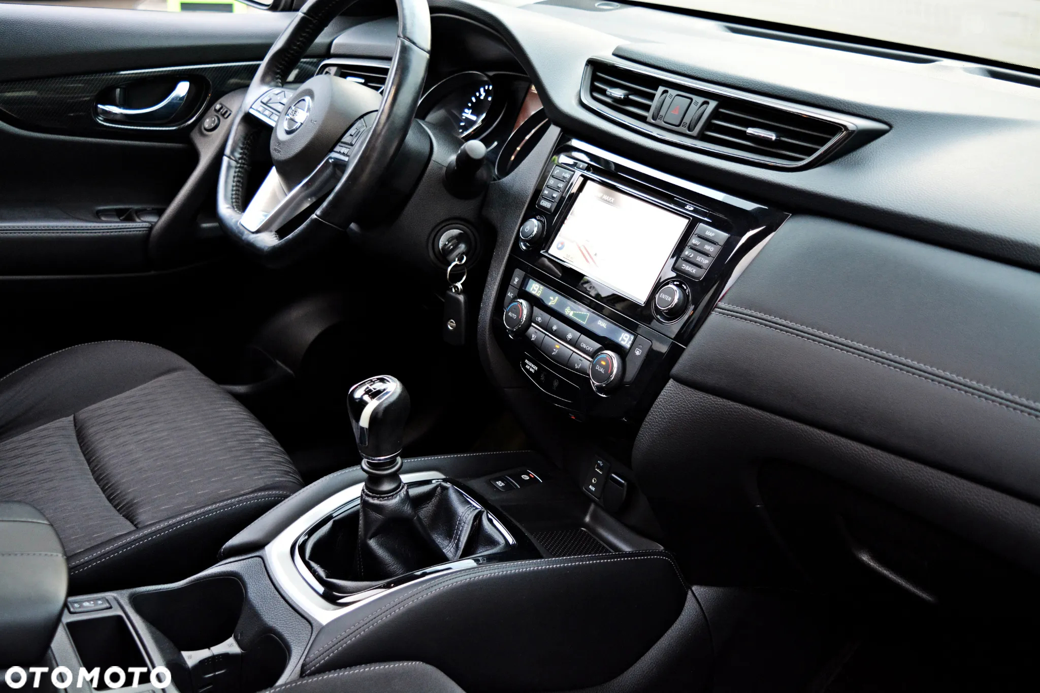 Nissan X-Trail 1.6 DCi Tekna 2WD 7os - 8