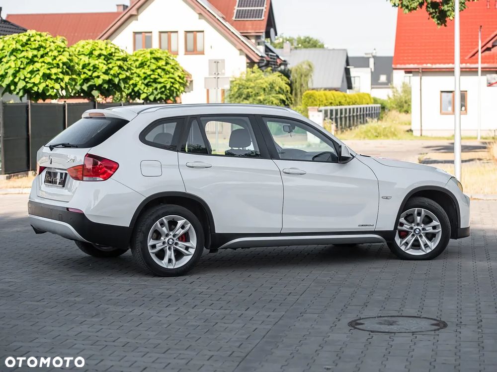 BMW X1 sDrive18d xLine - 15