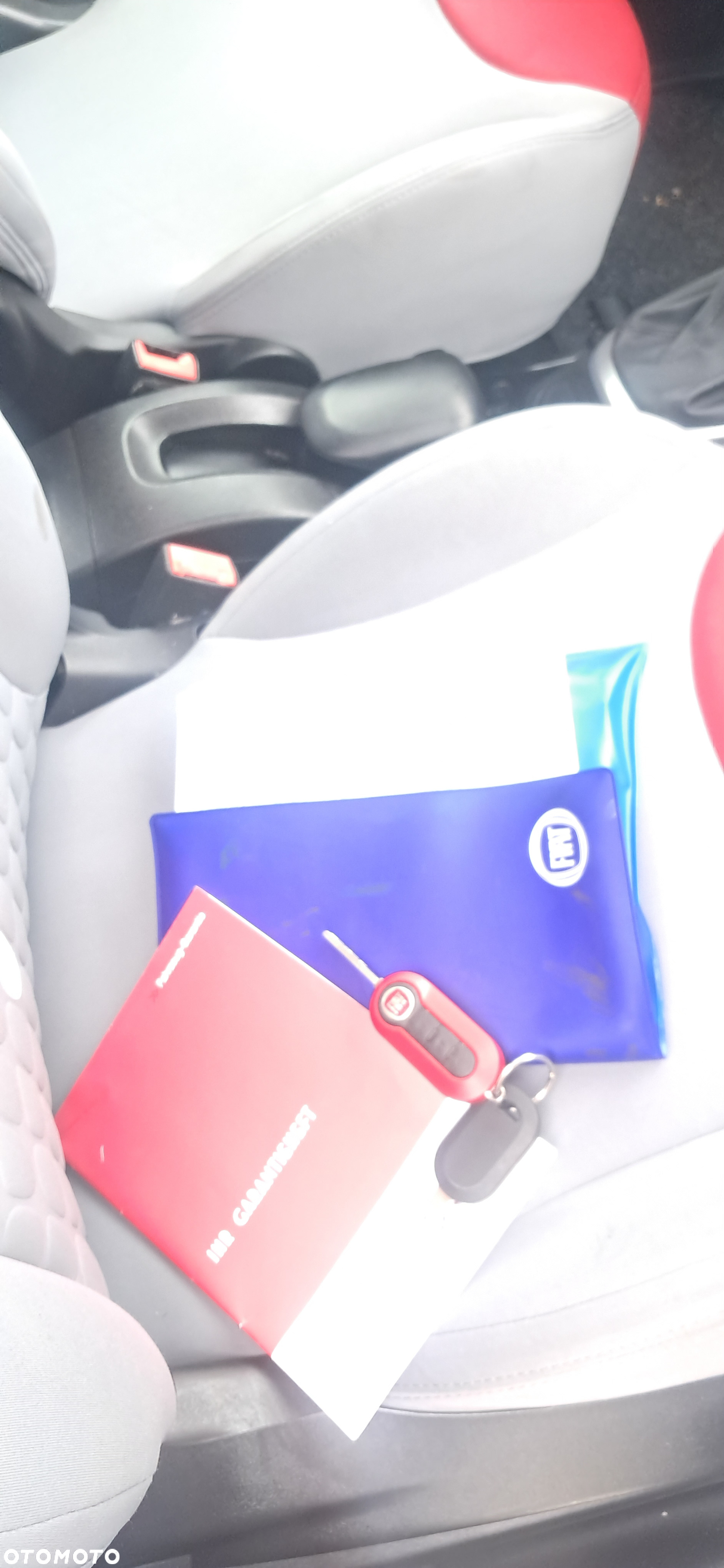Fiat 500L 1.4 16V (RED) - 13