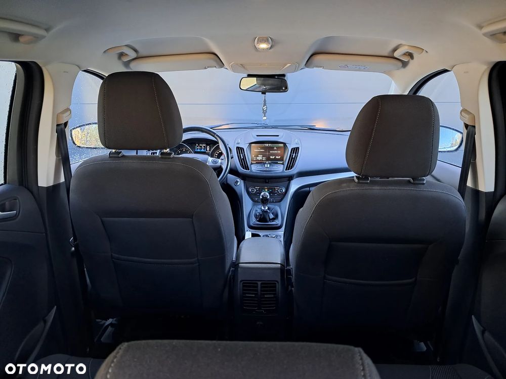 Ford Kuga 2.0 TDCi 2x4 Trend - 19