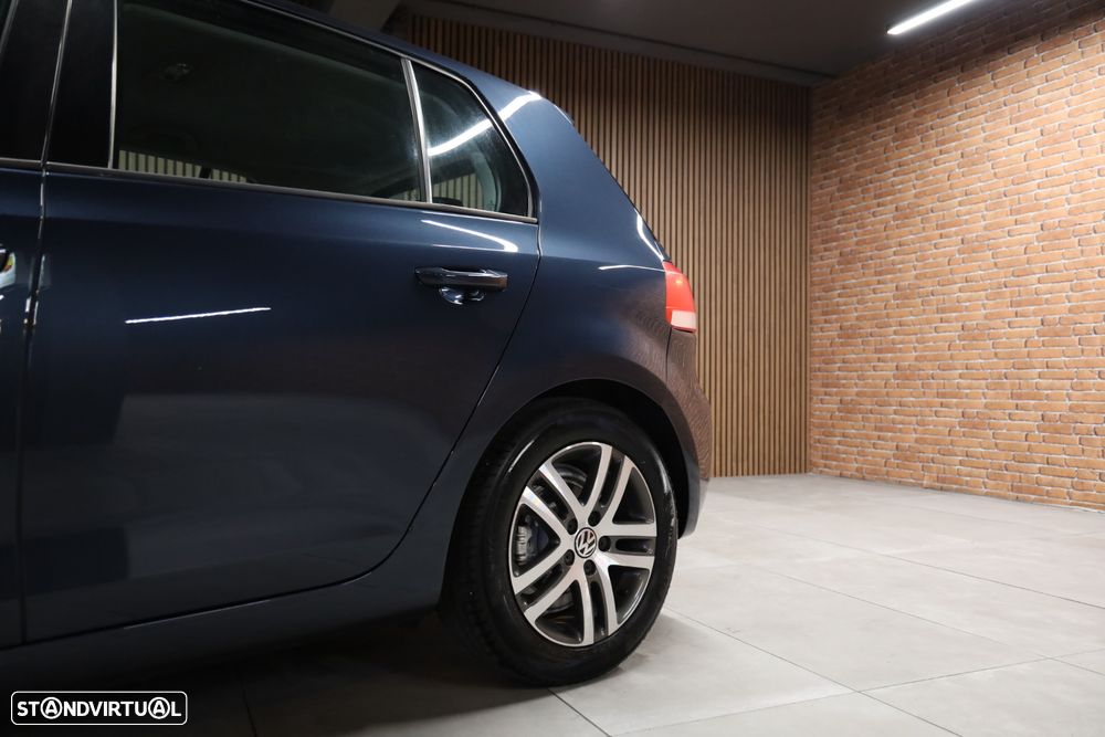 VW Golf 2.0 TDi Confortline - 22