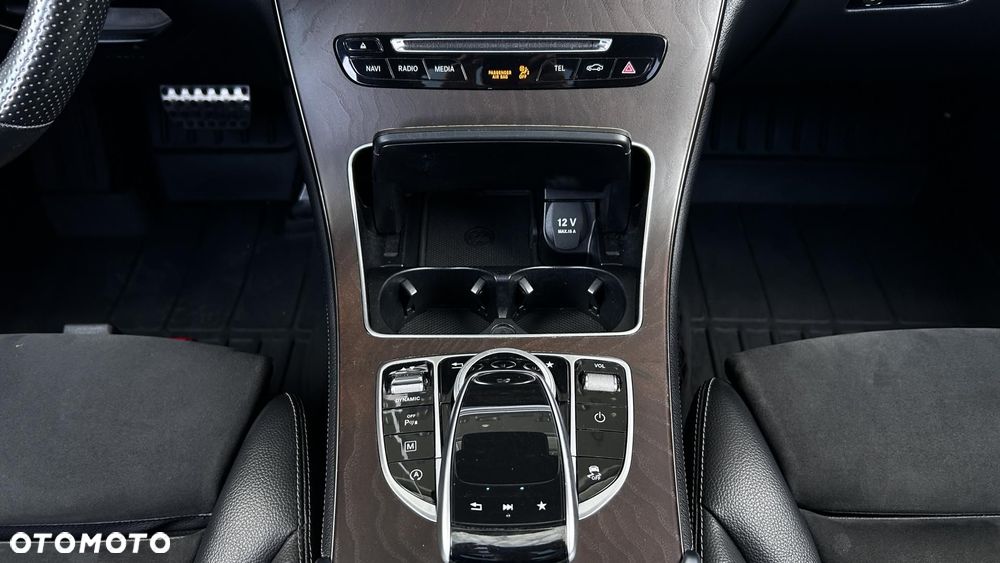 Mercedes-Benz GLC - 15