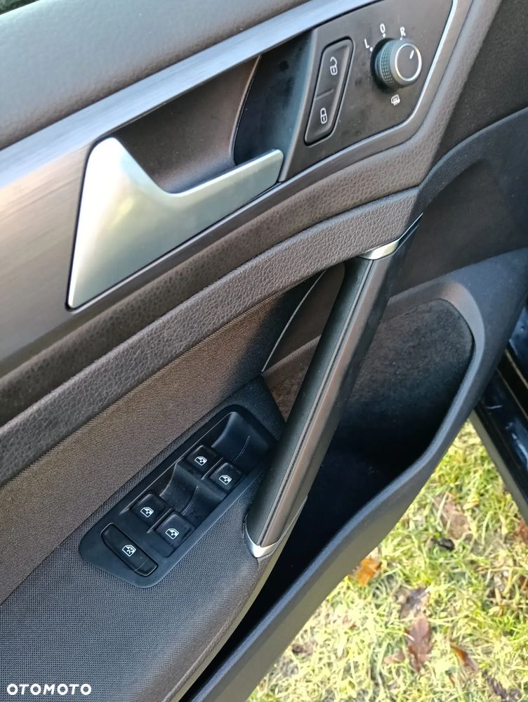 Volkswagen Golf - 20