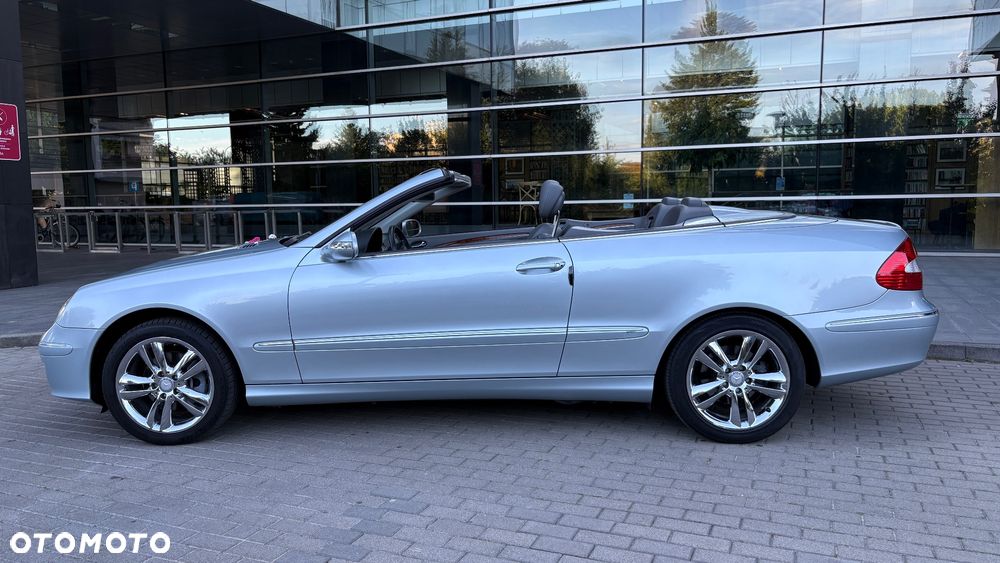 Mercedes-Benz CLK Cabrio 350 7G-TRONIC Elegance - 4
