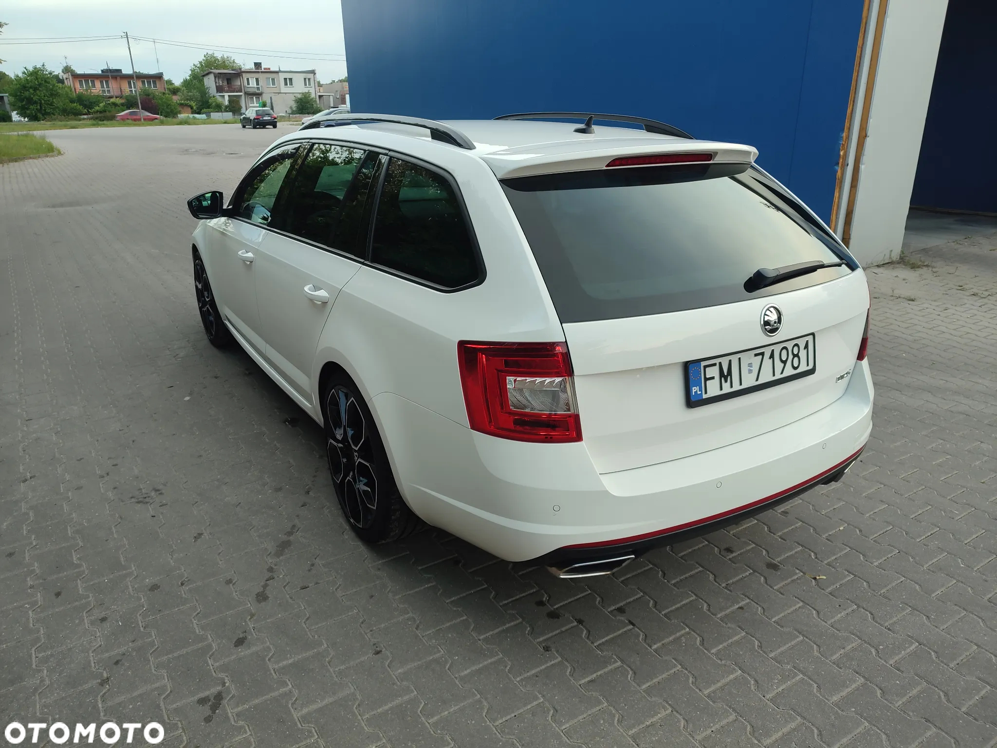 Skoda Octavia Combi 2.0 TDI RS - 6