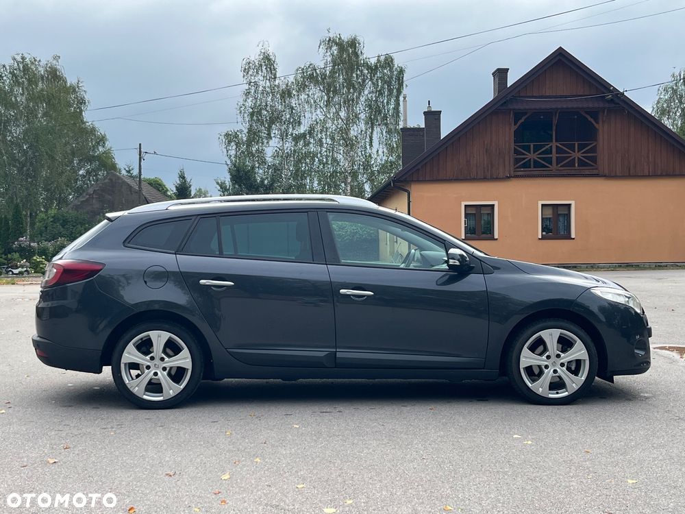 Renault Megane TCe 130 Dynamique - 4