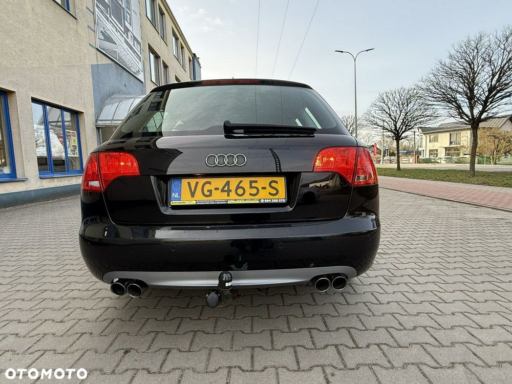 Audi A4 Avant - 11