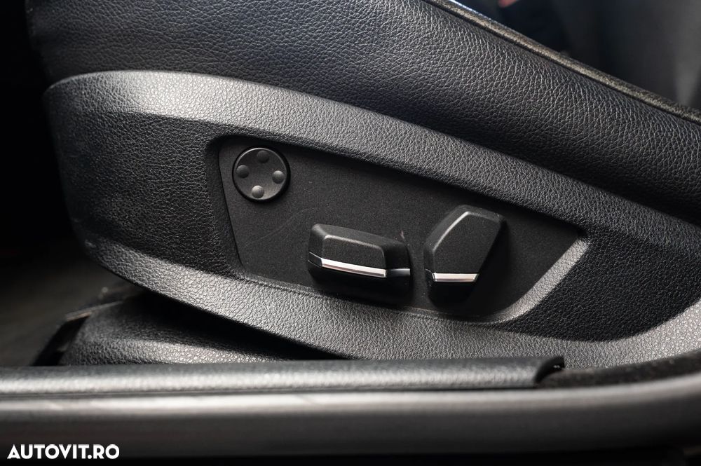 BMW Seria 5 520d Aut. - 13