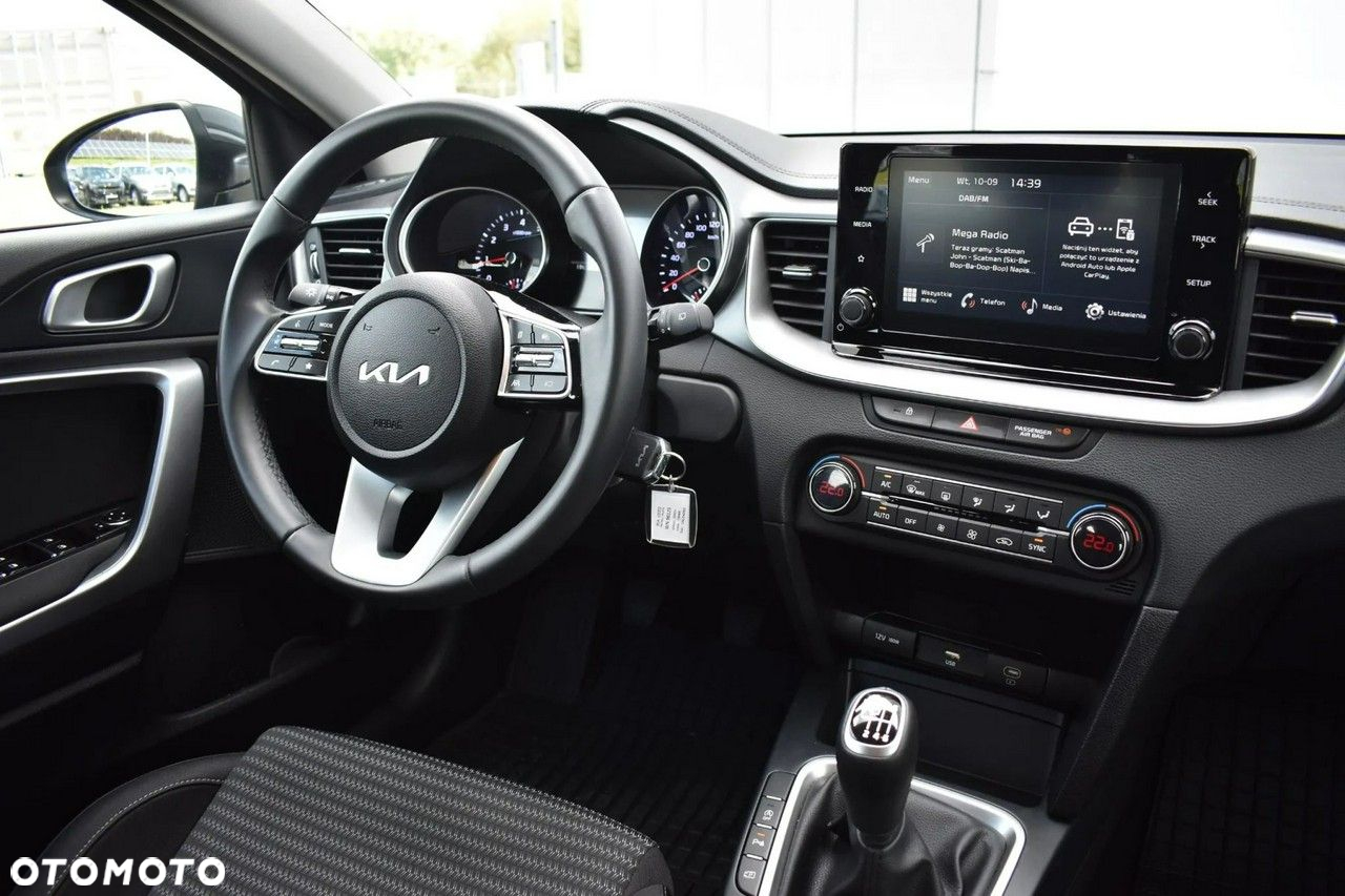 Kia Ceed 1.5 T-GDI M - 12