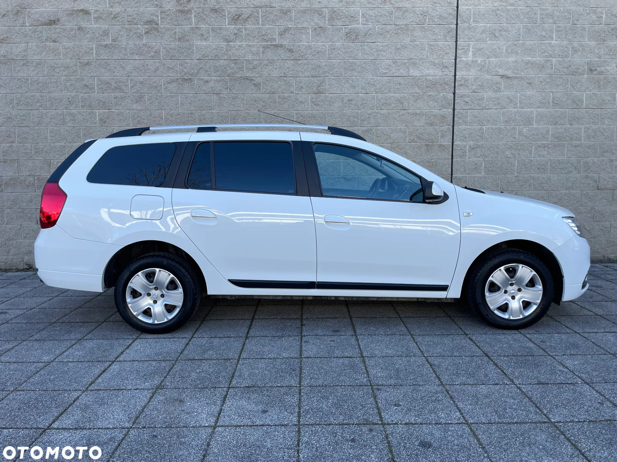 Dacia Logan MCV 0.9 TCe SL Celebration S&S - 6