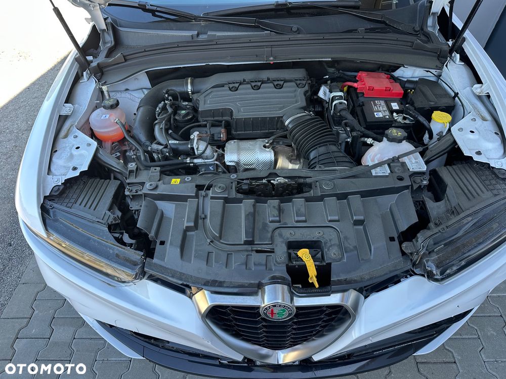Alfa Romeo Tonale 1.5 T4 GSE mHEV Super DCT - 36