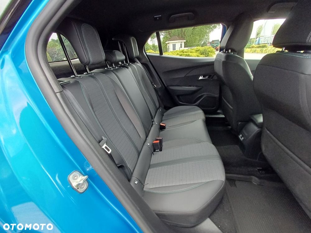 Peugeot 2008 1.2 PureTech Allure Pack S&S - 27
