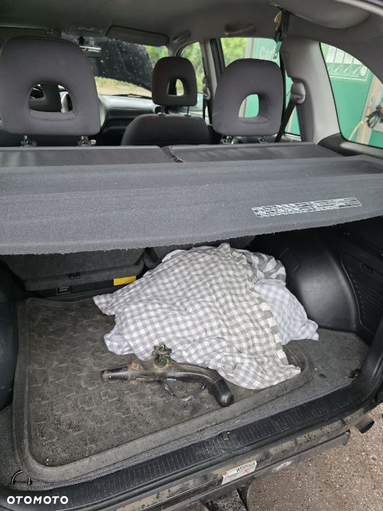 Toyota RAV4 D-4D 4x4 - 13