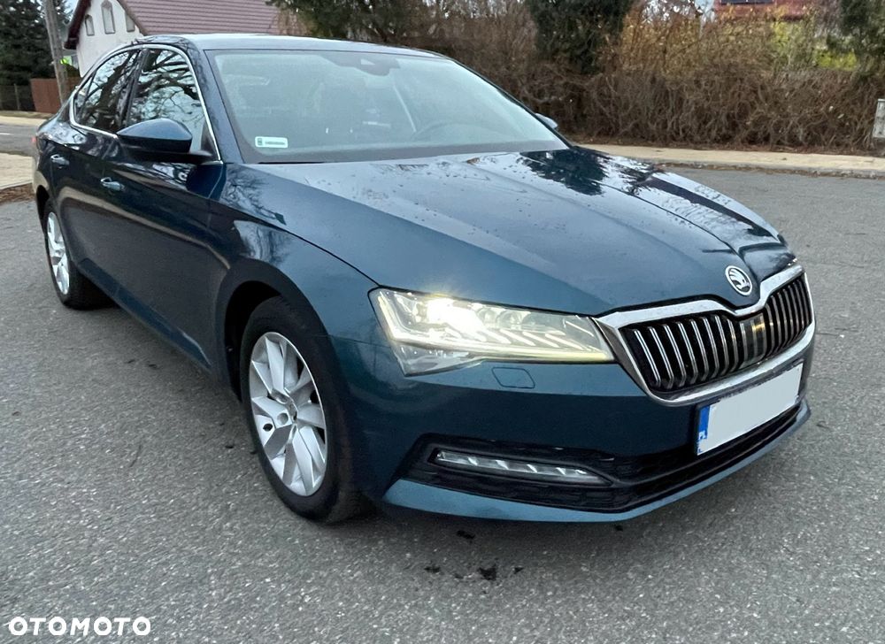 Skoda Superb 2.0 TDI SCR Ambition DSG - 2