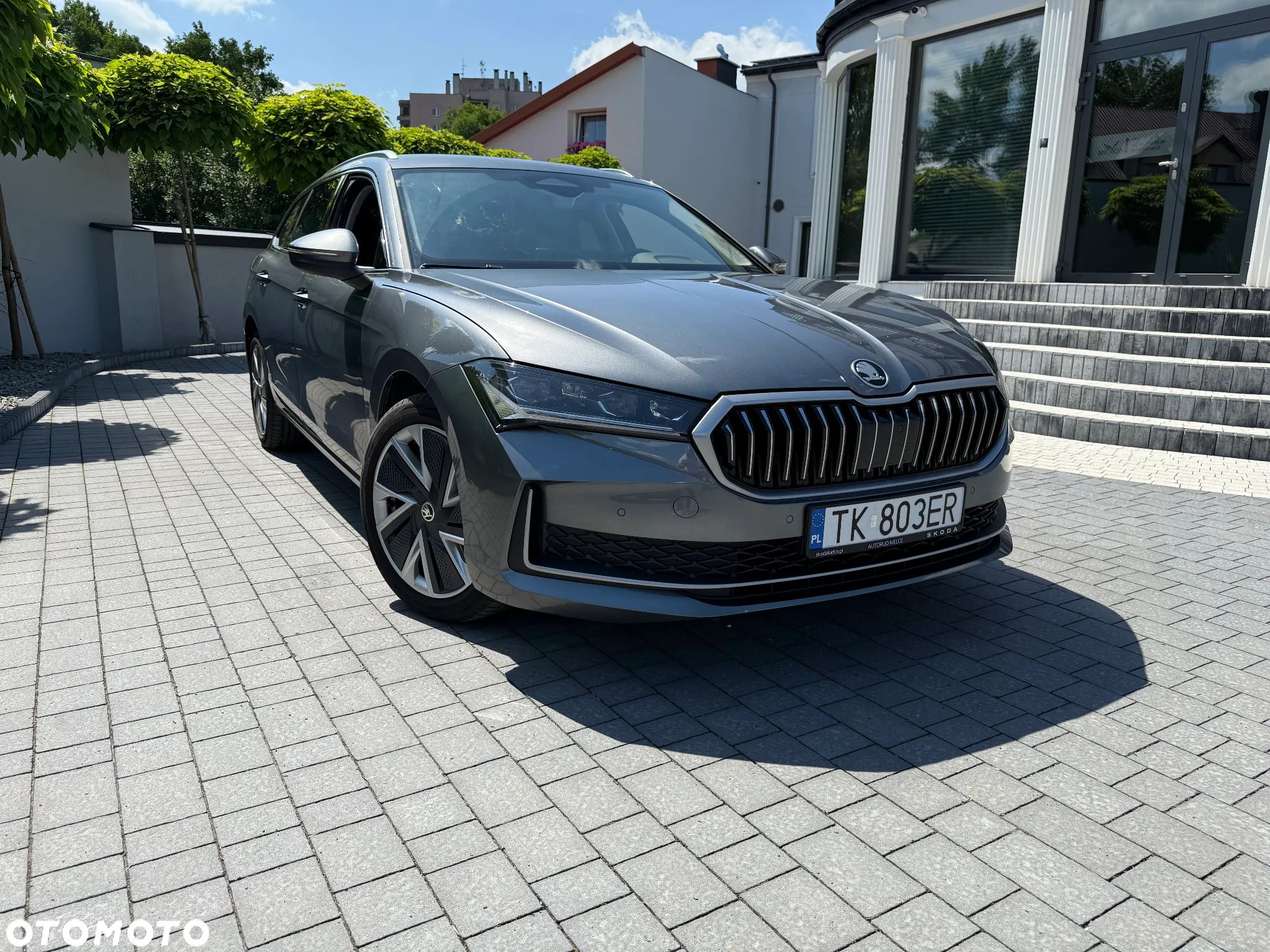 Skoda Superb 2.0 TDI SCR 4x4 Selection DSG - 1